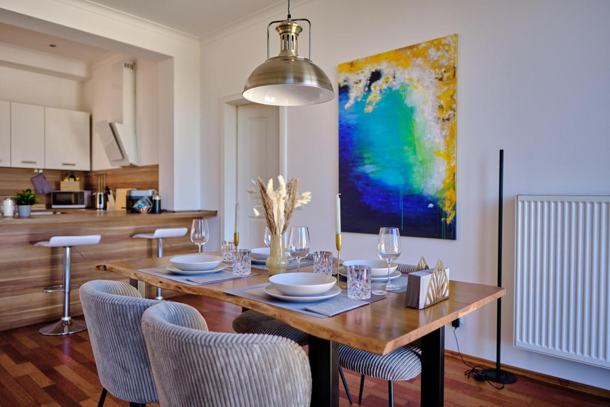 Historisches Deluxe Apartment Im Marianum นอยส์ ห้อง รูปภาพ