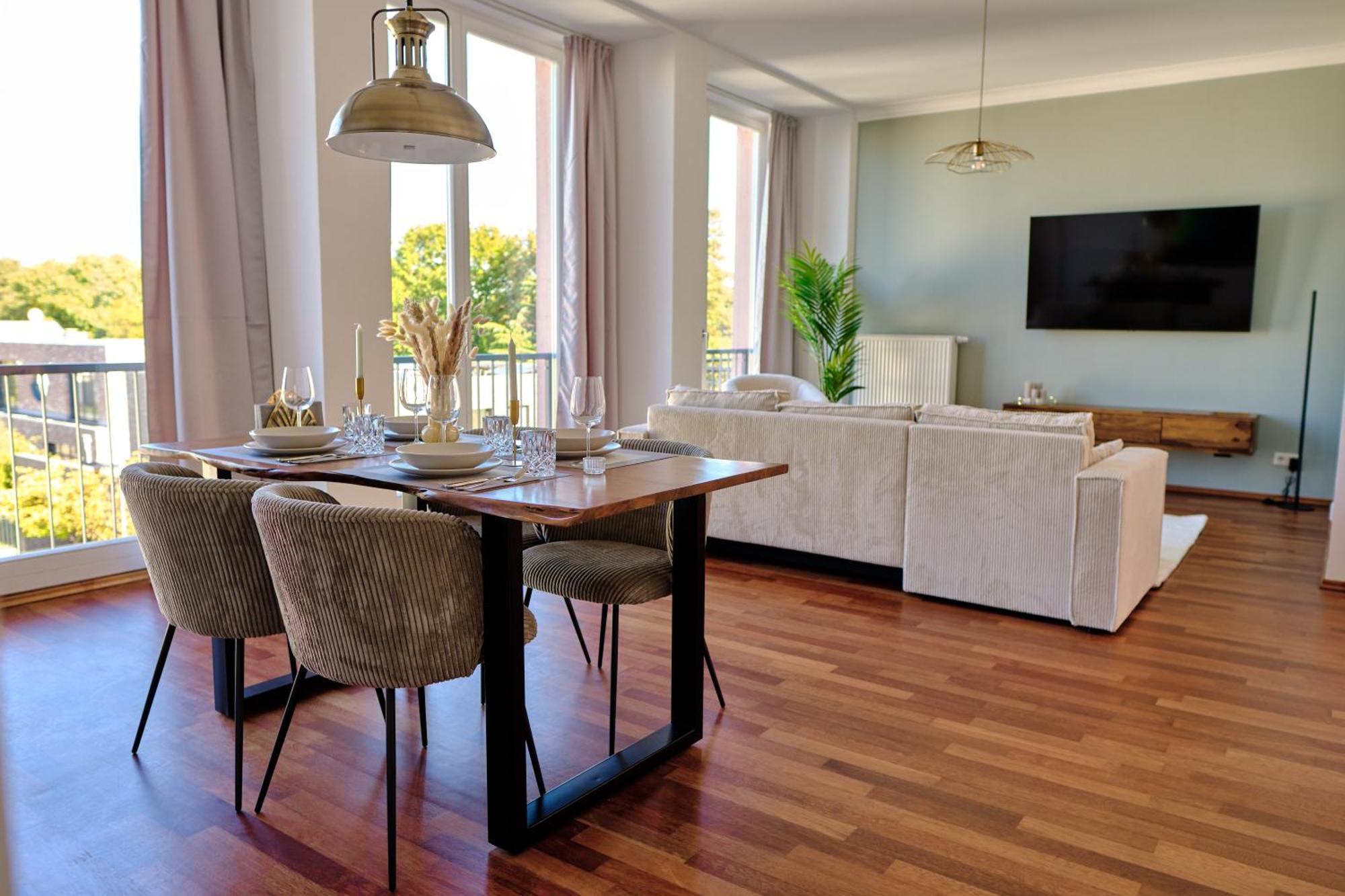 Historisches Deluxe Apartment Im Marianum นอยส์ ภายนอก รูปภาพ